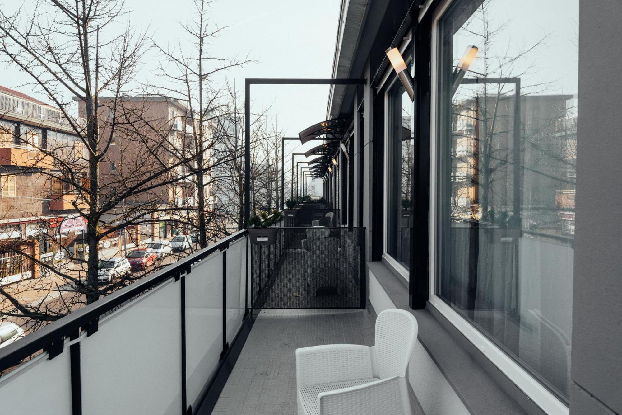 Roberta House Rozzano Exterior foto
