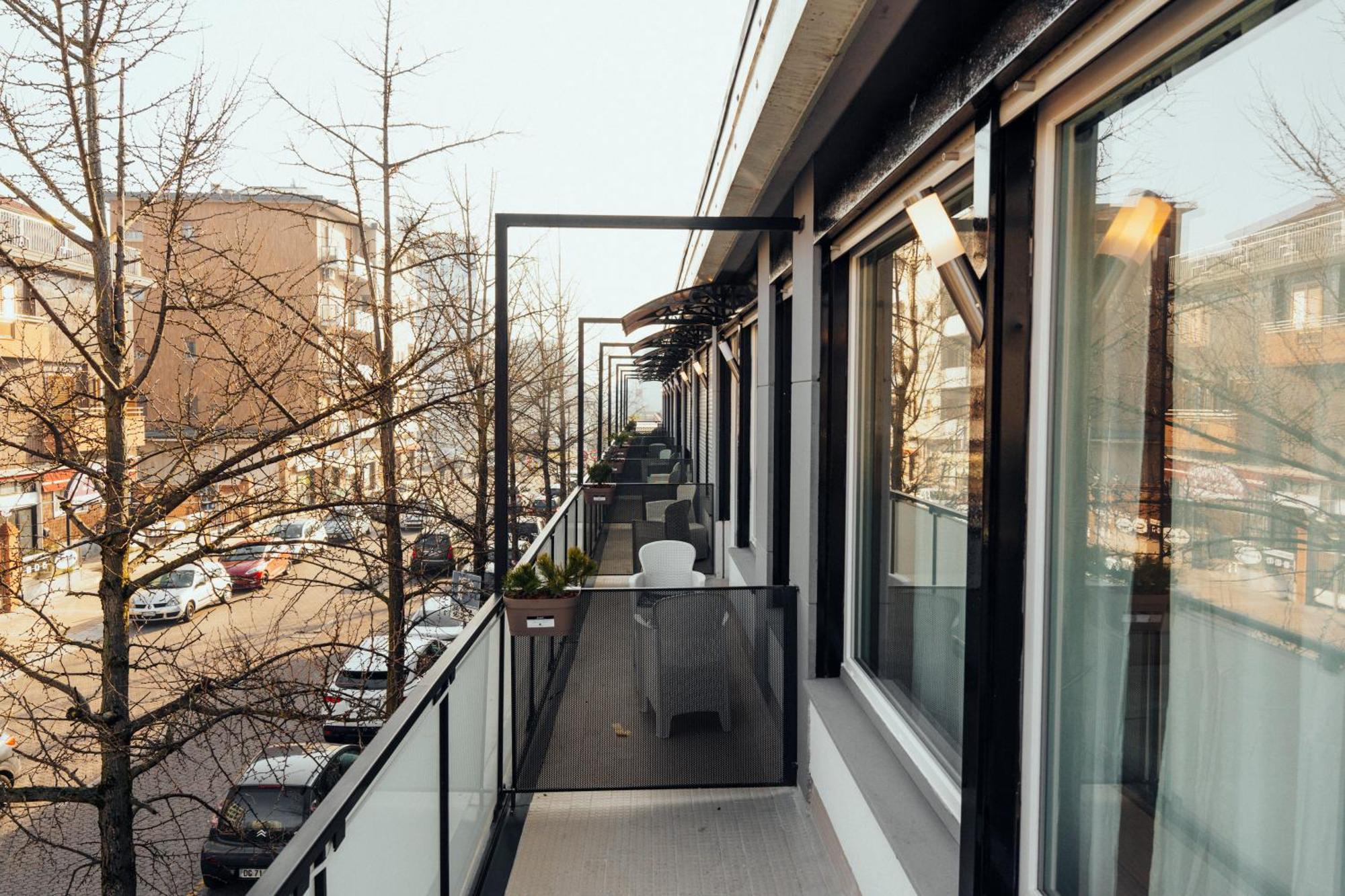 Roberta House Rozzano Exterior foto